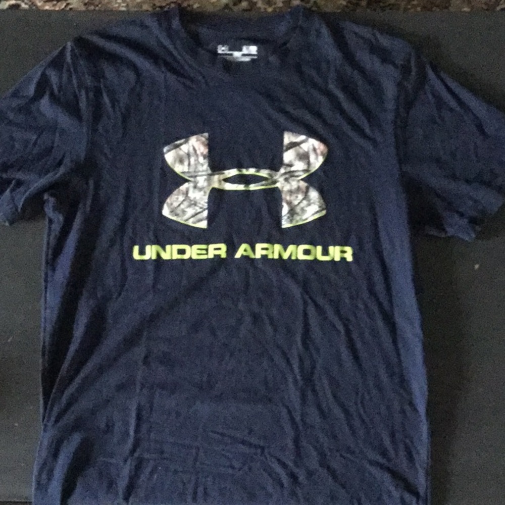 Under Armour kids tee